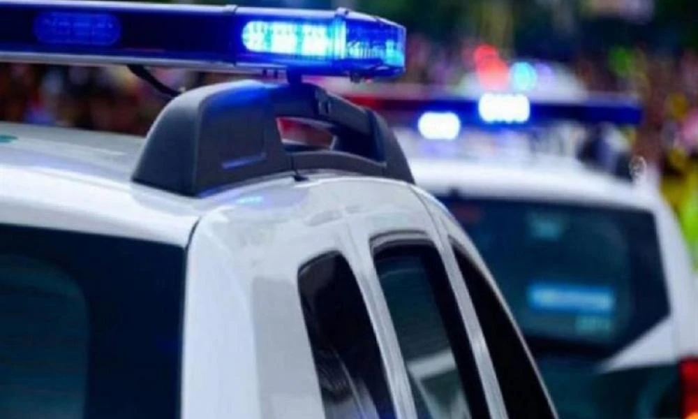 Τρίκαλα: 52χρονος κατηγορείται ότι κακοποιούσε και κλείδωνε τη γυναίκα και τα παιδιά του στο σπίτι όταν έφευγε για δουλειά